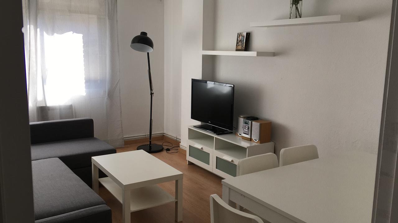 Apartamento Huesca En Paseo Ramon Y Cajal Exterior photo